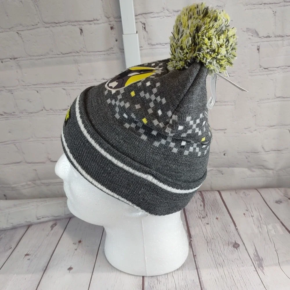 I'm Batman Unisex Kids Beanie Hat Toboggan One Sz Charcoal Gray Yellow White Pom